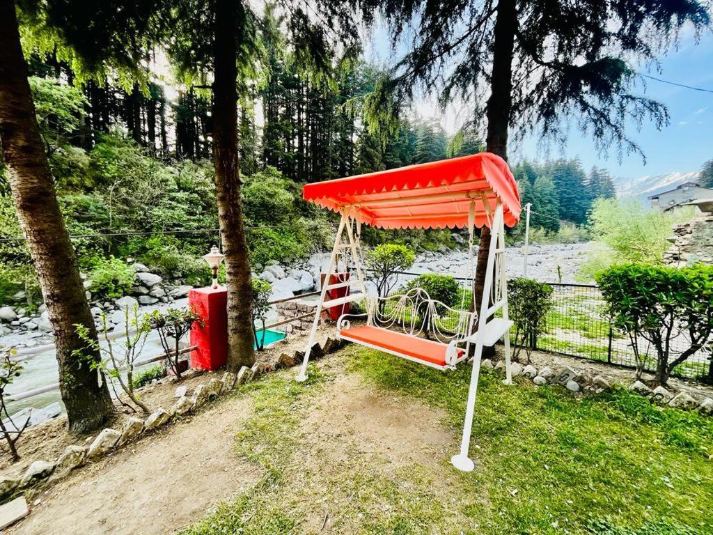Nadi Kinare , Mall Road Manali - A Riverside Resort M 62305-50300 Екстер'єр фото